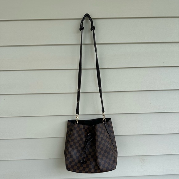 Purse - Picture 2 of 6